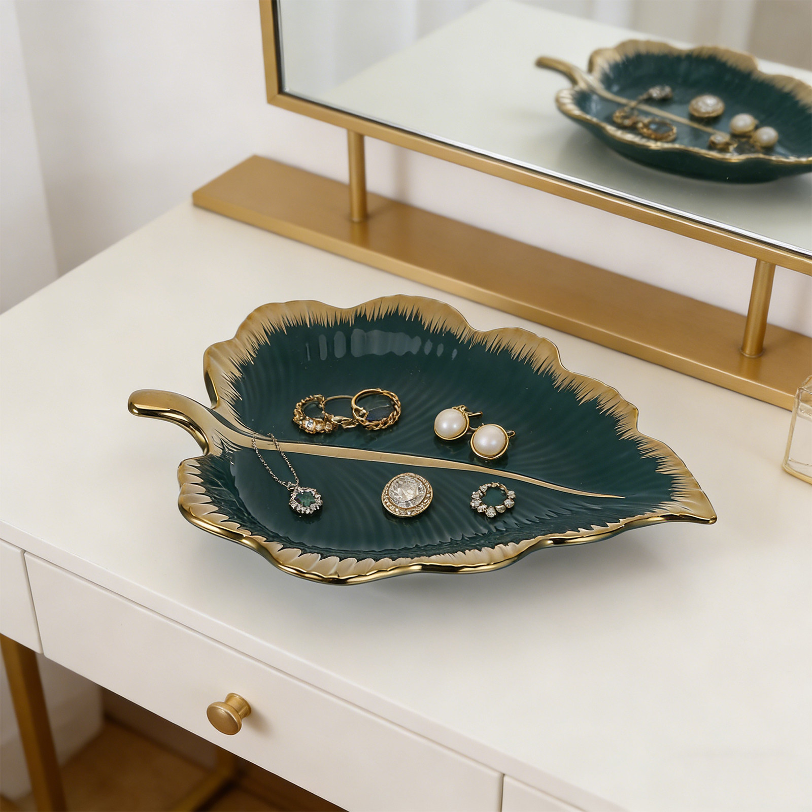 Leaf Shape Ceramic Tray Green  - огляд і ціна Ceramic Trinket Dish